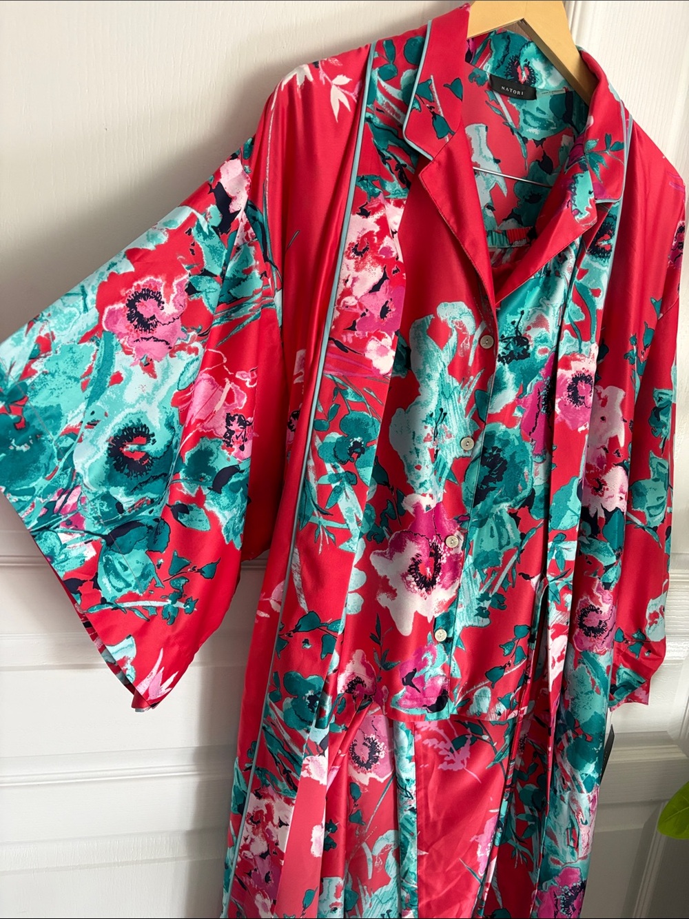 🆕 NATORI Bloom Floral Satin 3 piece Lounge/Sleep Set - Picture 12 of 13